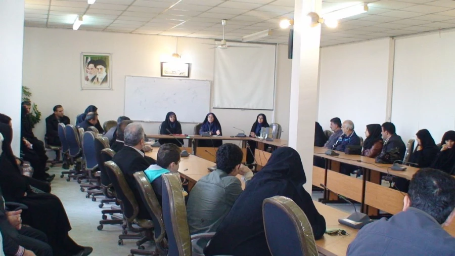 جلسه با والدین دانشجویان ورودی 93