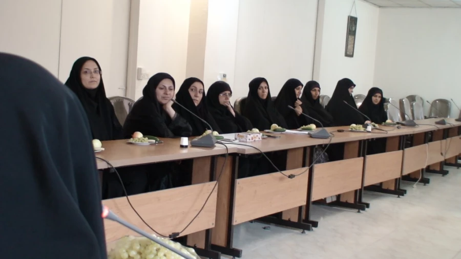 اولین نشست با نماینده نهاد رهبری جناب حجت الاسلام جعفری در شروع سال تحصیلی 95-94