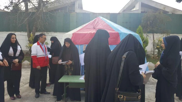 حضور ریاست جمعیت هلال احمر شهرستان قایمشهر در مرکز و ثبت نام دانشجومعلمان داوطلب