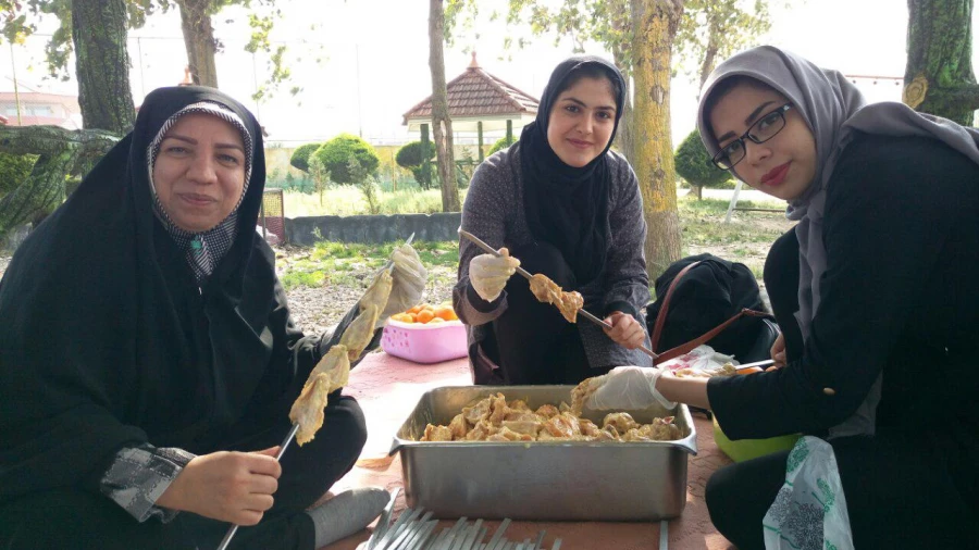 برگزاری اردو به مناسبت  بزرگداشت روز ملی مازندران همراه با خانم دکتر نظر چوب سرپرست مرکز 4