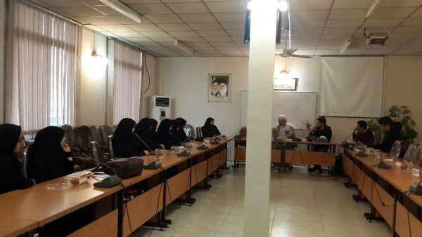 نشست اعضای نشریه ی هیوا  7