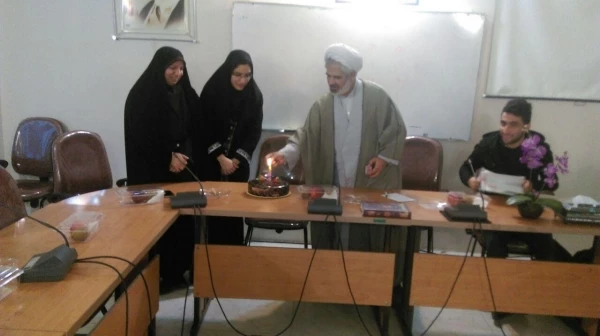 نشست اعضای نشریه ی هیوا  11