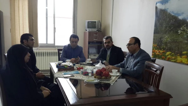 حضور ریاست تربیت بدنی شهرستان در مرکز و هماهنگی جهت تجهیز سالن ورزشی  2