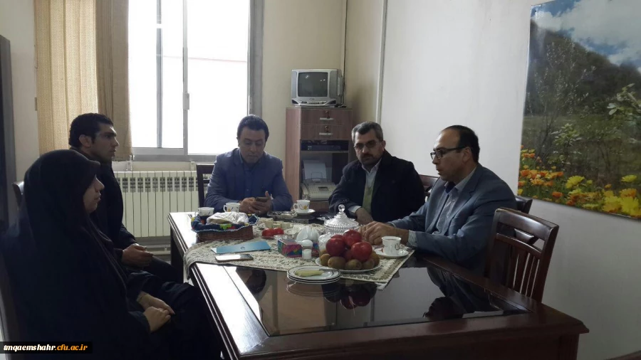 حضور ریاست تربیت بدنی شهرستان در مرکز و هماهنگی جهت تجهیز سالن ورزشی  2