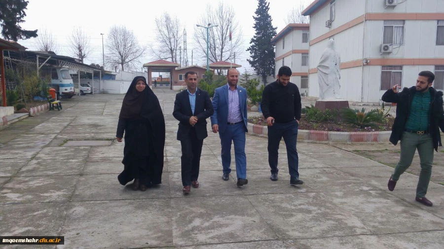 نشست با حضور رییس شورای شهر و مسیول خدمات رفاهی شهری در خصوص جذب مشارکت های فراسازمانی 2