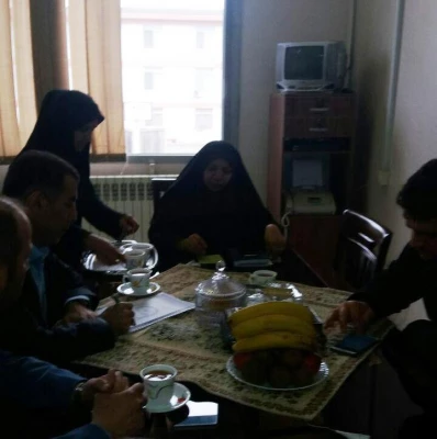 نشست با حضور رییس شورای شهر و مسیول خدمات رفاهی شهری در خصوص جذب مشارکت های فراسازمانی 4