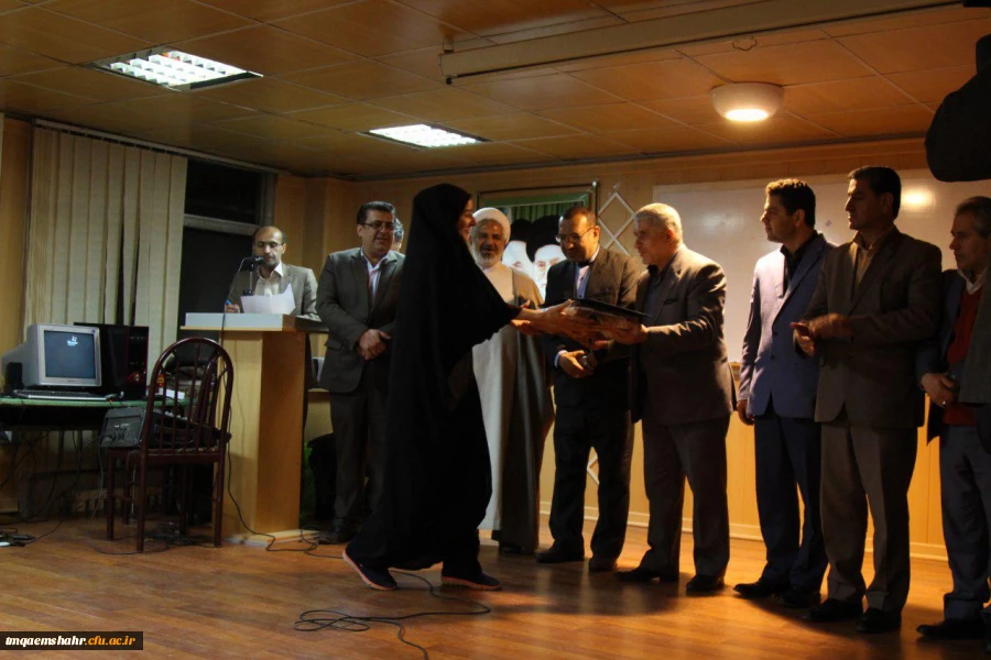 اولین همایش تقدیر از دانشجویان برتر و نخبه ی دانشگاه فرهنگیان مازندران برگزار شد 34