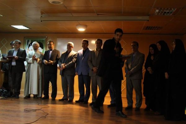 اولین همایش تقدیر از دانشجویان برتر و نخبه ی دانشگاه فرهنگیان مازندران برگزار شد 45