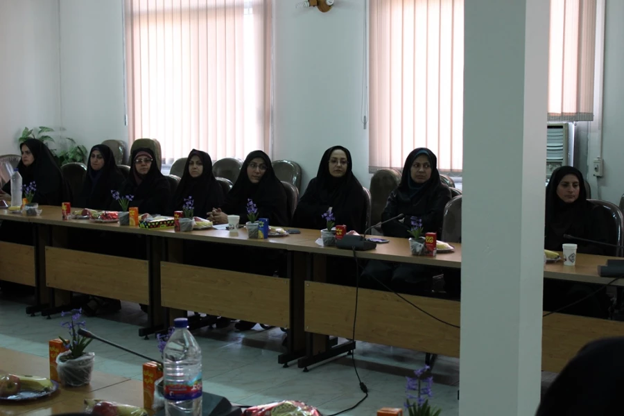 اولین مراسم تجلیل از بانوان شاغل دانشگاه فرهنگیان مازندران  9