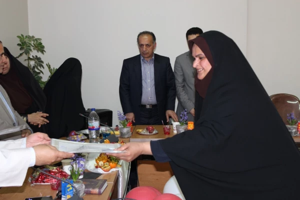 اولین مراسم تجلیل از بانوان شاغل دانشگاه فرهنگیان مازندران  18