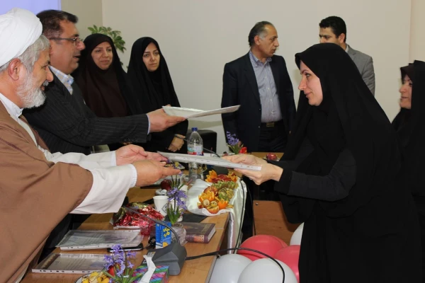 اولین مراسم تجلیل از بانوان شاغل دانشگاه فرهنگیان مازندران  20