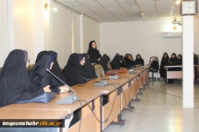 نشست هفته بهداشت روان با حضور سرکار خانم دکتر حسن نیا در پنجره باز