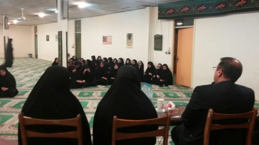 نشست صمیمی مسئولین مدیریت امور پردیس های استانی با دانشجو معلمان 3