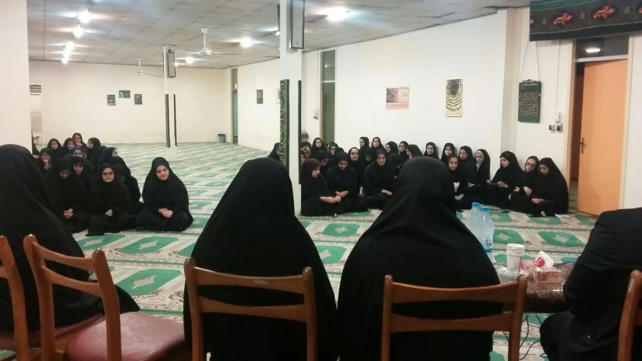 نشست صمیمی مسئولین مدیریت امور پردیس های استانی با دانشجو معلمان 4