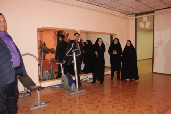 بازدید مسئول نظارت و ارزیابی مدیریت امور پردیس های استان از بخش های مختلف مرکز  7