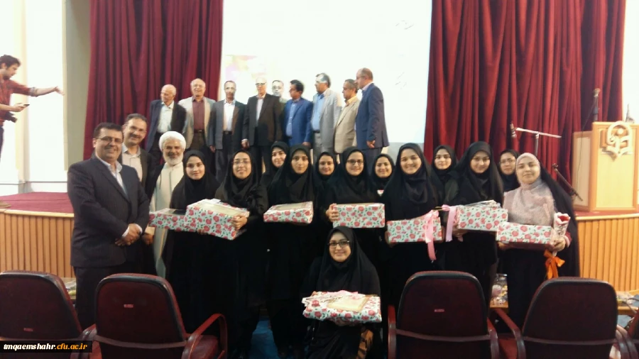 تجلیل از دانشجو معلمان برتر علمی و تولید محتوای الکترونیکی  2