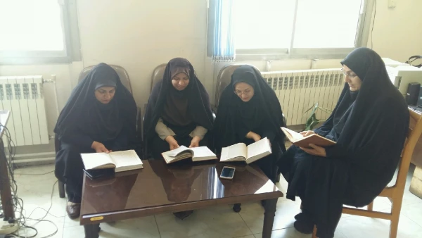 برگزاری مراسم انس با قران کریم در ایم ماه مبارک رمضان 4