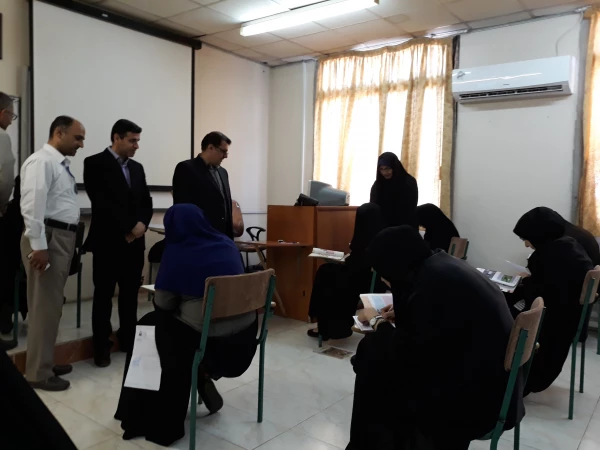 بازدید مدیریت امور پردیس های استان جناب آقای دکتر کساییان به همراه  گروه نظارت و ارزیابی  از برگزاری امتحانات پایانی نیمسال دوم 97-96  2