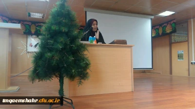 خوش آمدگویی به دانشجویان جدیدالورود توسط ریاست مرکز خانم دکنر مریم میرزاپور