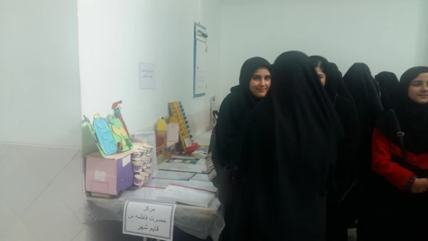 برگزاری نمایشگاه به مناسبت هفته پژوهش 3