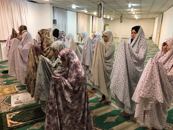 حضور مبلغ دینی