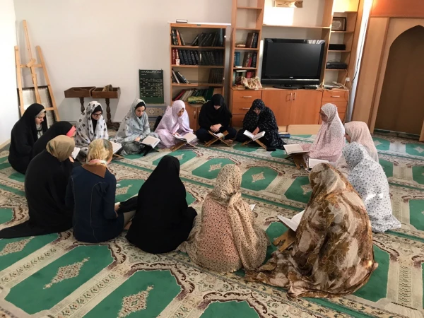 حضور مبلغ دینی