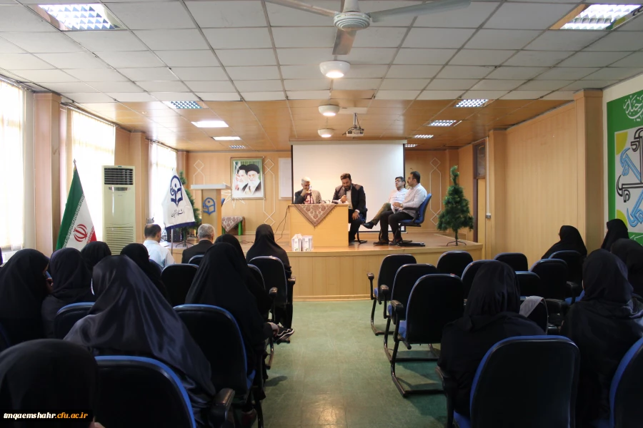 رونمایی کتاب سقف سفید با حضور نویسندگان کتاب و راوی کتاب جناب آقای دکتر قانعی  3