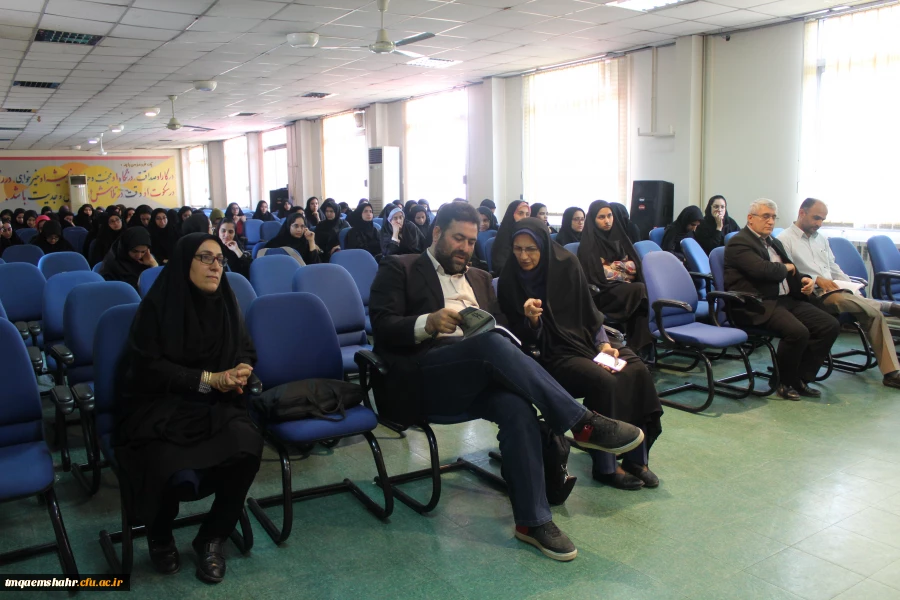 رونمایی کتاب سقف سفید با حضور نویسندگان کتاب و راوی کتاب جناب آقای دکتر قانعی  5