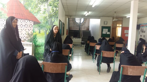 بازدید رئیس پردیس خواهران استان مازندران و مسئول نظارت و ارزیابی عملکرد مدیریت استانی دانشگاه از روند برگزاری امتحانات پایانی نیمسال دوم 2