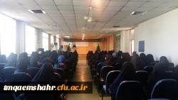 نشست صمیمی رییس مرکز با دانشجویان ورودی 97 3