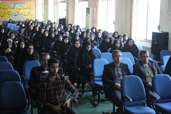 برگزاری آیین استقبال از نو دانشجومعلمان مرکز حضرت فاطمه (س) قایمشهر