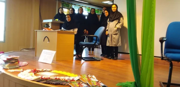 حضور پزشک ومشاور در سرای دانشجویی  5