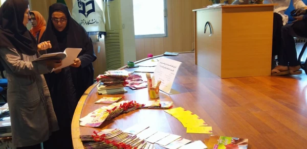 حضور پزشک ومشاور در سرای دانشجویی  7