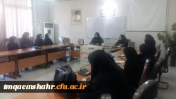 برگزاری نشست تخصصی و توجیهی واحد فرهنگی مرکز  با دبیران کانون ها 3