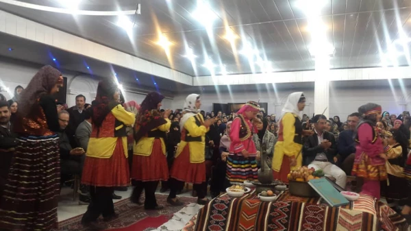  14 آبان روزی برای شناساندن زبان، لباس , آداب , رسوم و رونق صنعت گردشکری فرهنگی استان مازندران است. 21