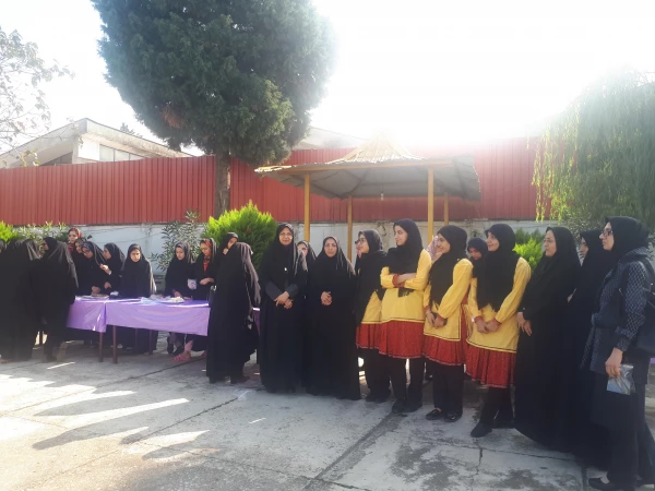  14 آبان روزی برای شناساندن زبان، لباس , آداب , رسوم و رونق صنعت گردشکری فرهنگی استان مازندران است. 12