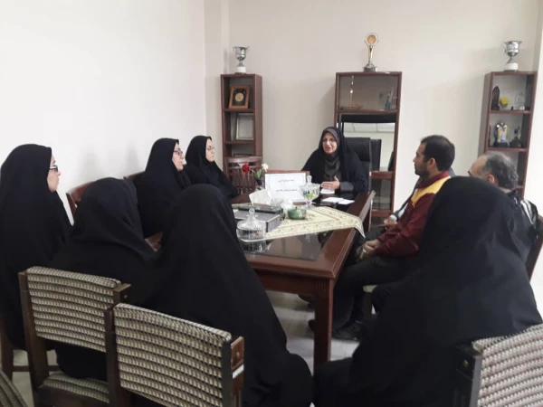 جلسه و نشست خانم دکتر دابوئی رییس مرکز حضرت فاطمه (س) با کارکنان دانشگاه فرهنگیان مرکز قائم شهر 2