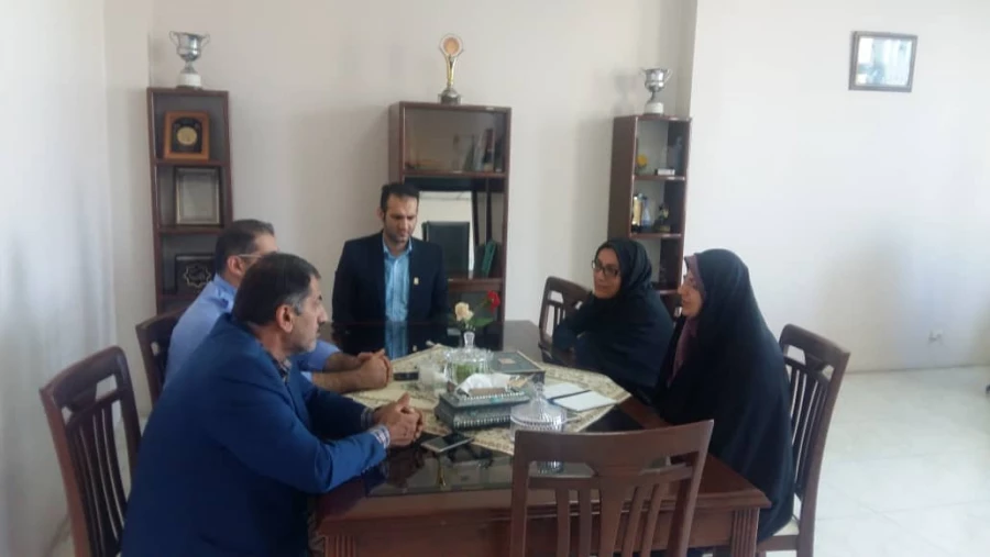 جلسه و نشست خانم دکتر دابوئی رییس مرکز حضرت فاطمه (س) با کارکنان دانشگاه فرهنگیان مرکز قائم شهر 2