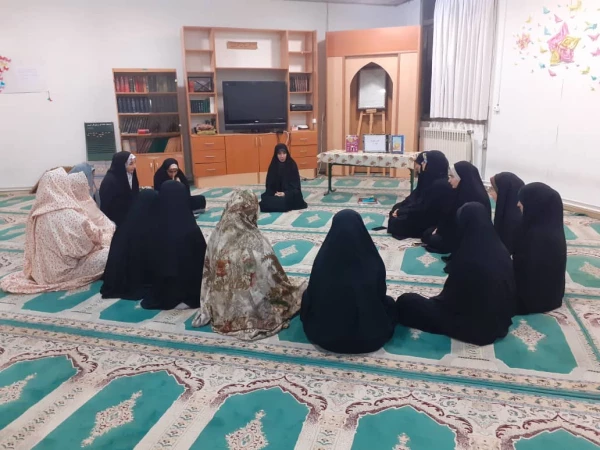 کانون مهدویت تشکلی  است که در راستای زمینه سازی برای ظهور حضرت مهدی (عج) فعالیت می­ نماید. 2