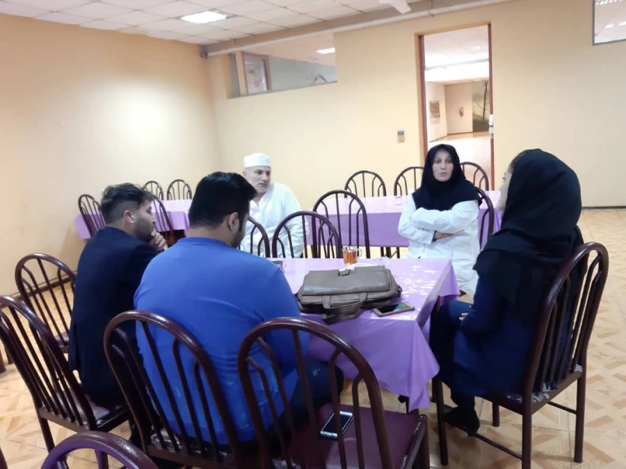 جلسه کارفرما شرکت با کادر آشپزخانه مرکز اموزش عالی حضرت فاطمه (س) قائم شهر برگزار شد . 2