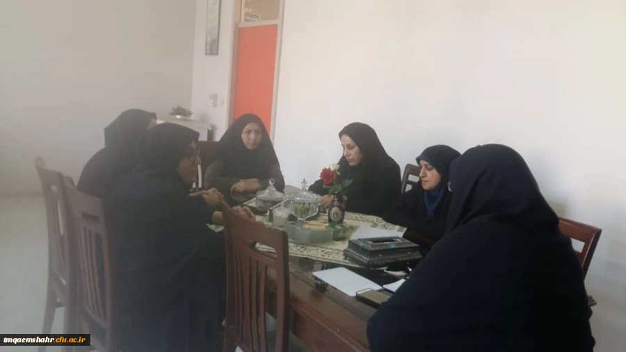 شورای سرپرستان در مرکز حضرت فاطمه (س) قائم شهر برگزار شد . 2