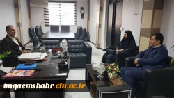 جلسه مشترک اقای میرزایی یکی از اعضای  شورای شهر ،اقای قدمی رییس اداره تربیت بدنی و خانم دکتر دابوئی رییس مرکز اموزش عالی حضرت فاطمه (س) قائم شهر برگزار شد . 2