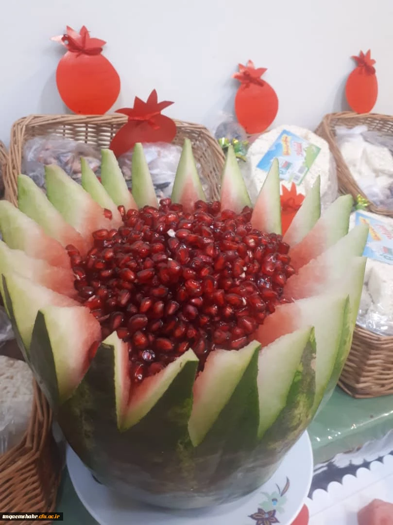 جشن شب یلدا در مرکز اموزش عالی حضرت فاطمه (س) قائم شهر برگزار شد.  2