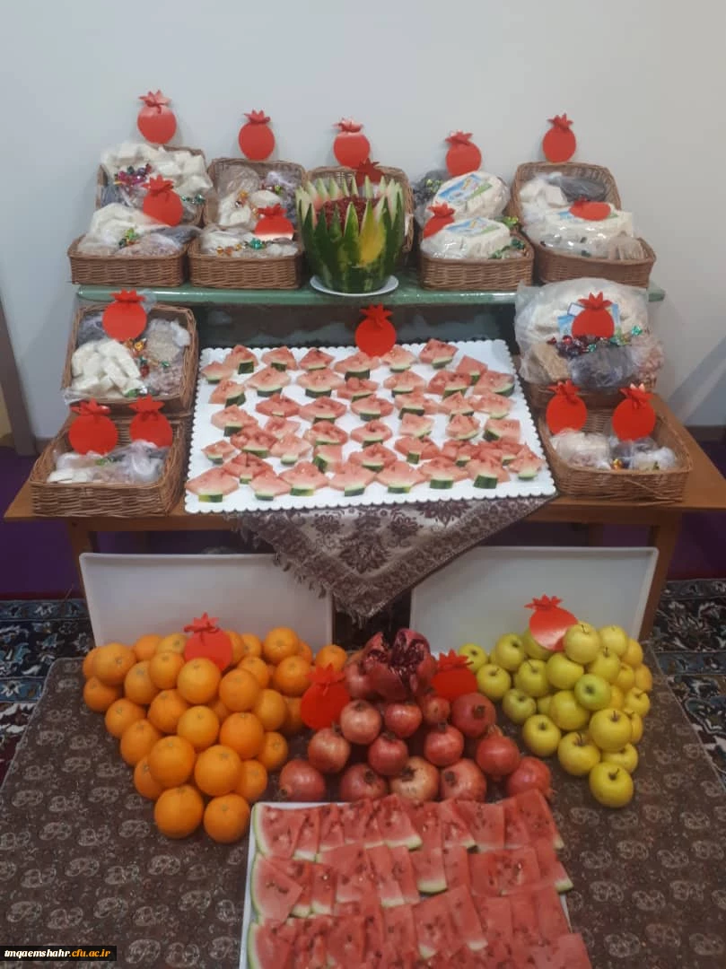 جشن شب یلدا در مرکز اموزش عالی حضرت فاطمه (س) قائم شهر برگزار شد.  2