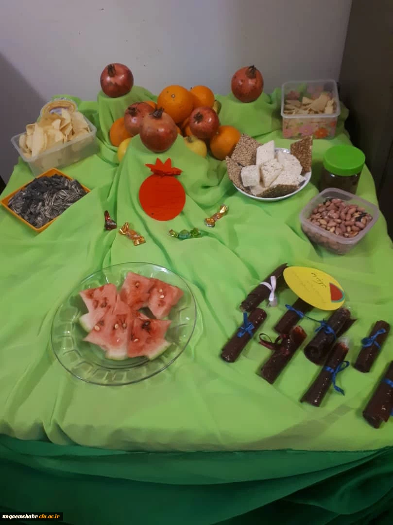 جشن شب یلدا در مرکز اموزش عالی حضرت فاطمه (س) قائم شهر برگزار شد.  2