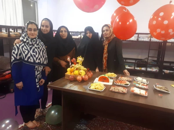 جشن شب یلدا در مرکز اموزش عالی حضرت فاطمه (س) قائم شهر برگزار شد . 2