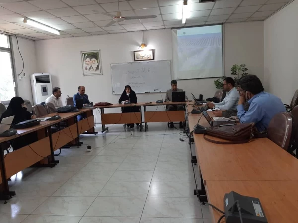 برگزاری جلسه آموزشی اساتید 7