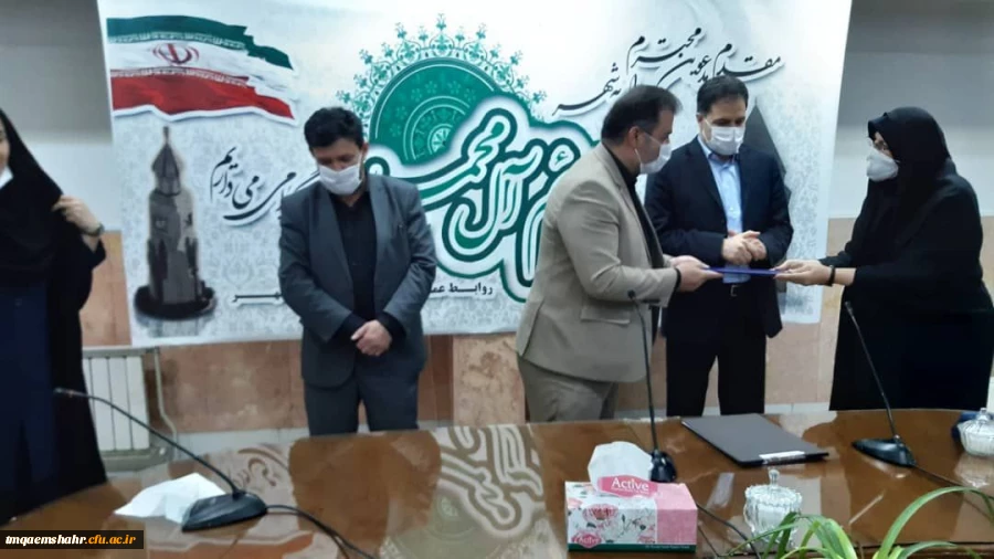 انتخاب خانم دکتر دابویی رئیس مرکز حضرت فاطمه (س) قائمشهر به عنوان مدیر نمونه شهرستان