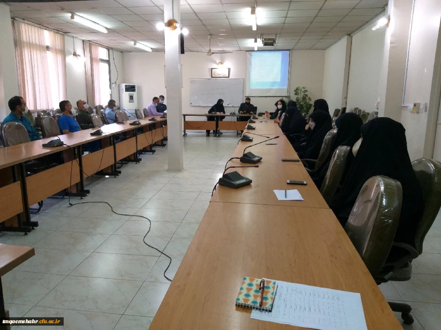 جلسه شورای اداری با حضور مسئول نظارت ارزیابی و آموزش استان